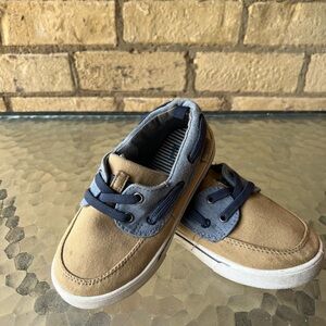 OshKosh B'gosh Tan and Blue Dress Shoes with Moccasin Stitching